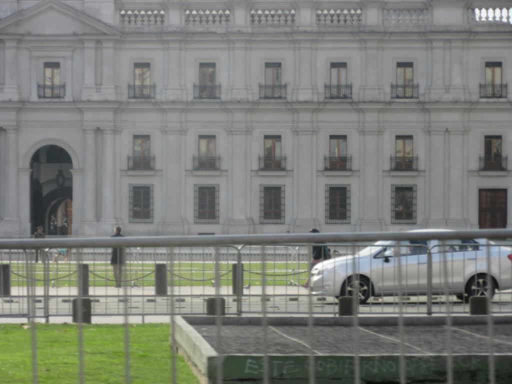 Departamento Paseo Bulnes Metro La Moneda Apartment Santiago Exterior foto